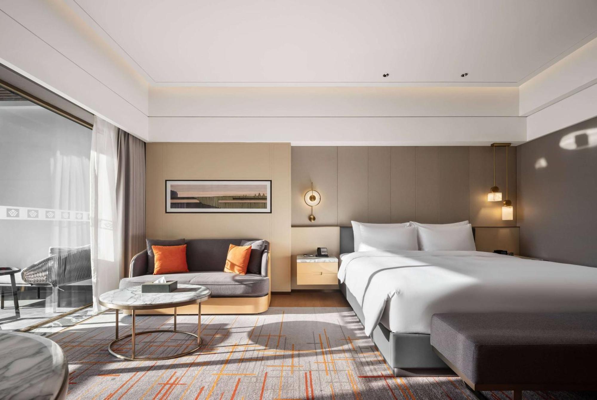 Wyndham Grand Zhaoqing Downtown Hotel Exterior photo