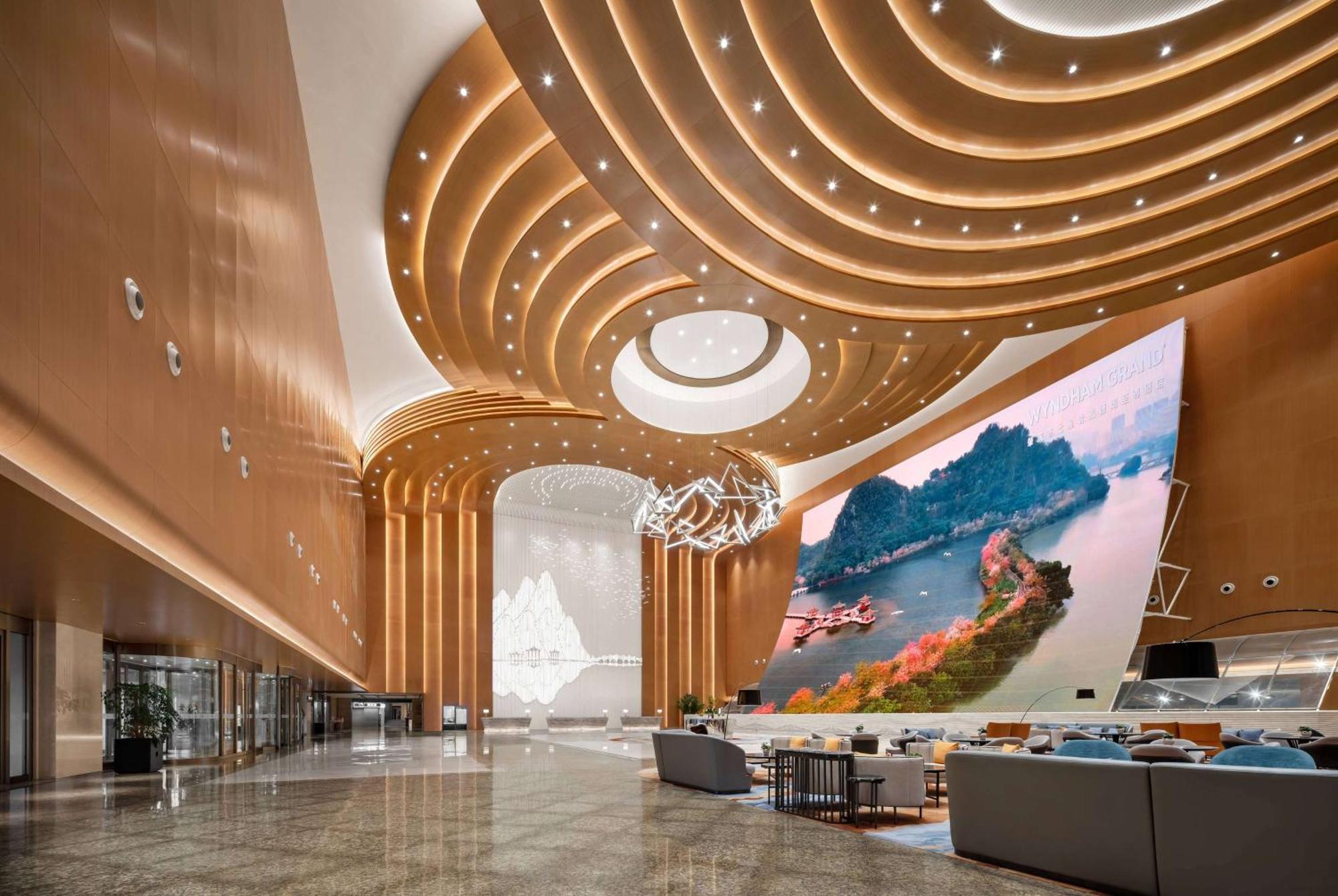 Wyndham Grand Zhaoqing Downtown Hotel Exterior photo